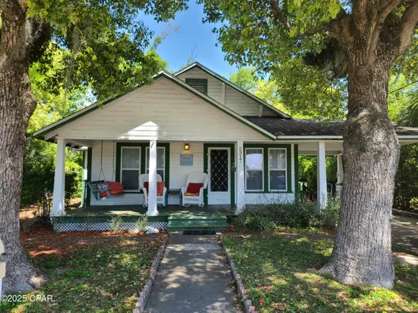 Panama City, FL 32401,2317 E 3rd ST
