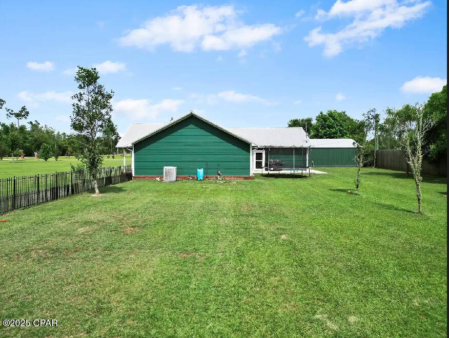 Altha, FL 32421,21382 NW Paradise LN