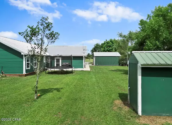 Altha, FL 32421,21382 NW Paradise LN