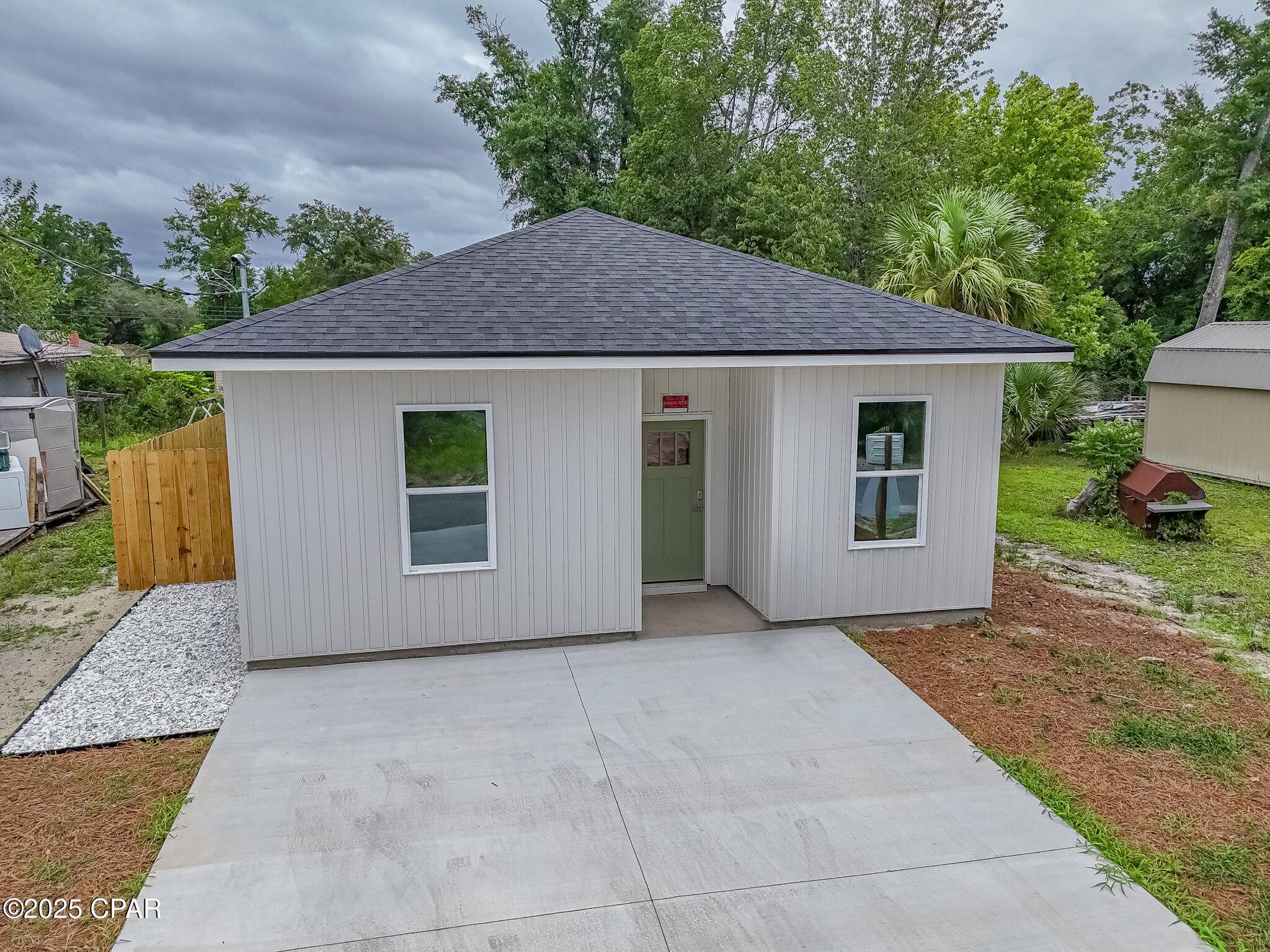 825 E 12th ST, Panama City, FL 32401