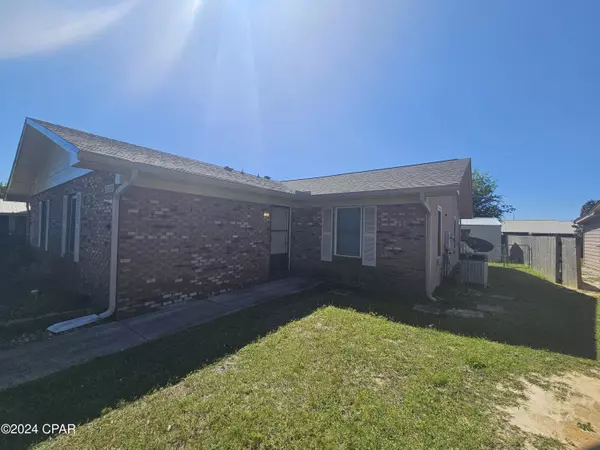 5100 Hickory ST, Panama City, FL 32404