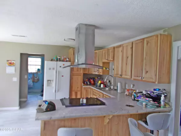 Graceville, FL 32440,890 Vann LN