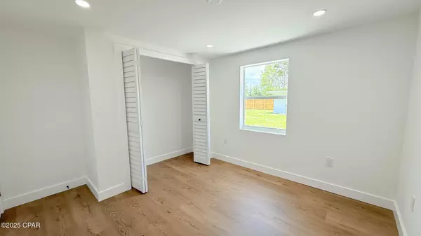 Panama City, FL 32404,936 Taylor DR