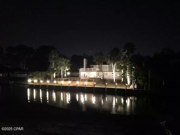 359 Wahoo RD,  Panama City,  FL 32408