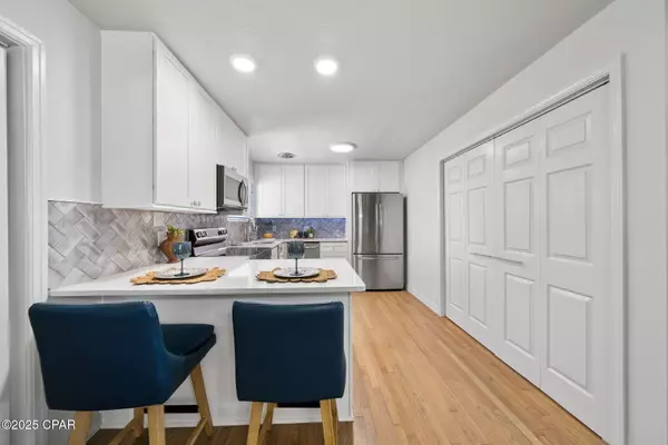 Panama City, FL 32401,301 Bunkers Cove RD