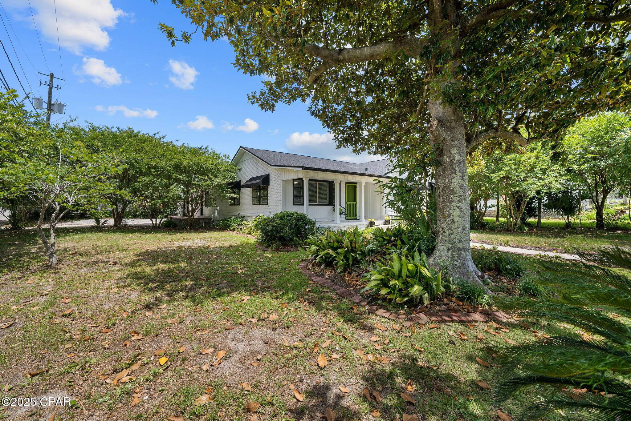 Panama City, FL 32401,301 Bunkers Cove RD
