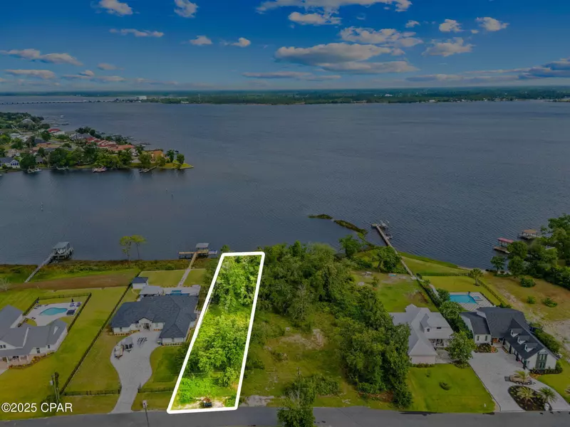 Lot 10 N Bay DR, Lynn Haven, FL 32444