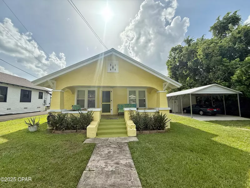 2969 Russ ST, Marianna, FL 32446