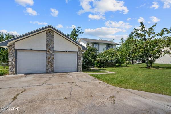 1601 Loblolly LN, Lynn Haven, FL 32444