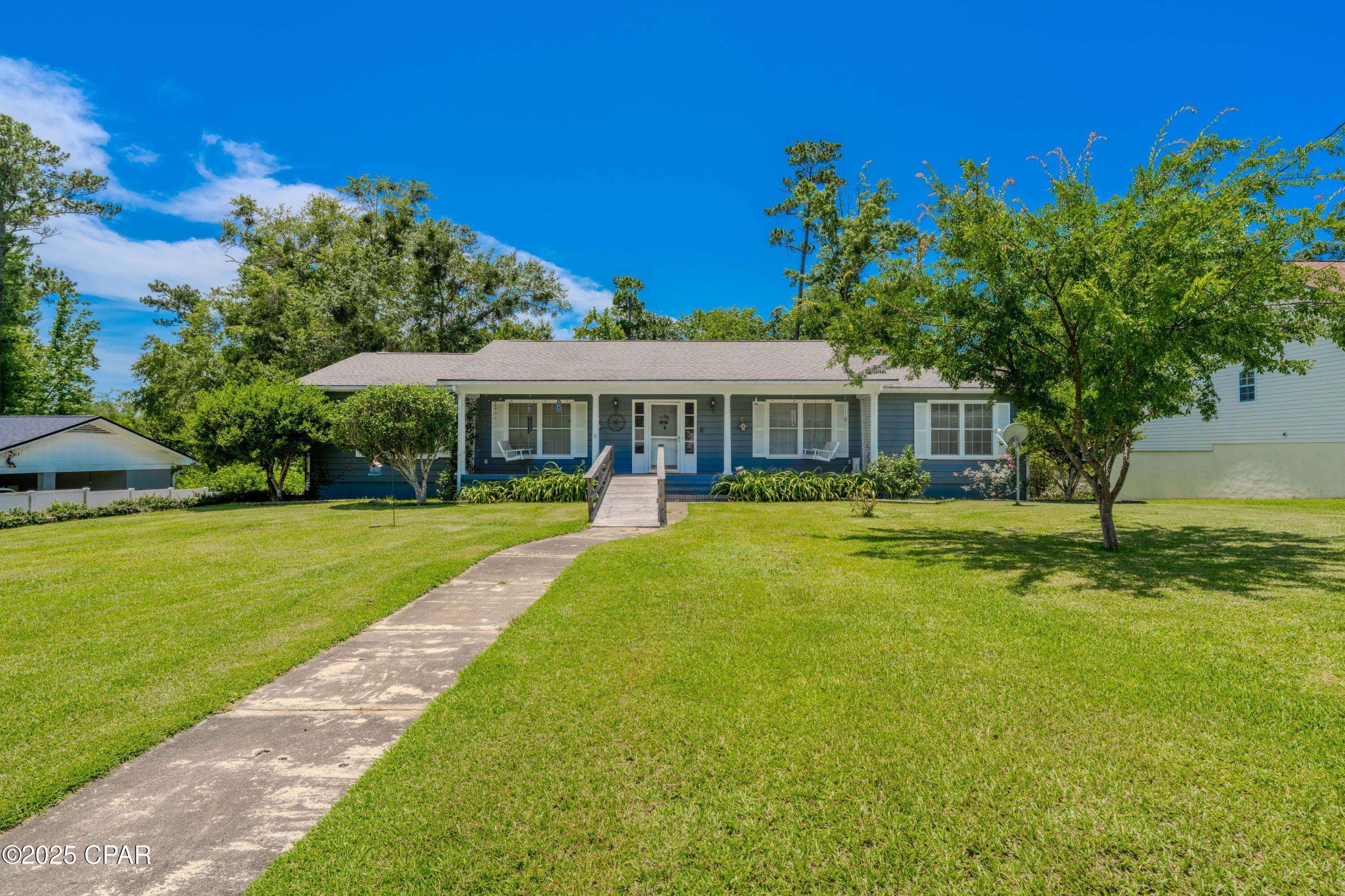 1016 Morgan AVE, Chattahoochee, FL 32324
