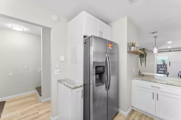 Panama City Beach, FL 32408,5306 Thomas DR #4