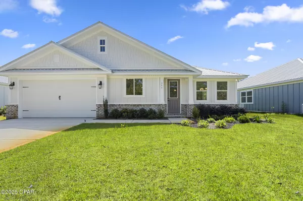 393 Bear Creek BLVD, Freeport, FL 32439