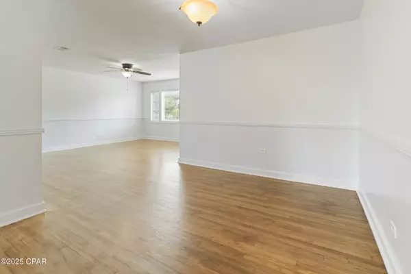 210 N Cove BLVD, Panama City, FL 32401