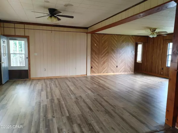 Altha, FL 32421,25414 Evans ST