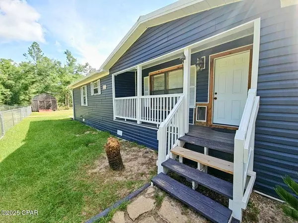 20512 Dickerson RD, Fountain, FL 32438