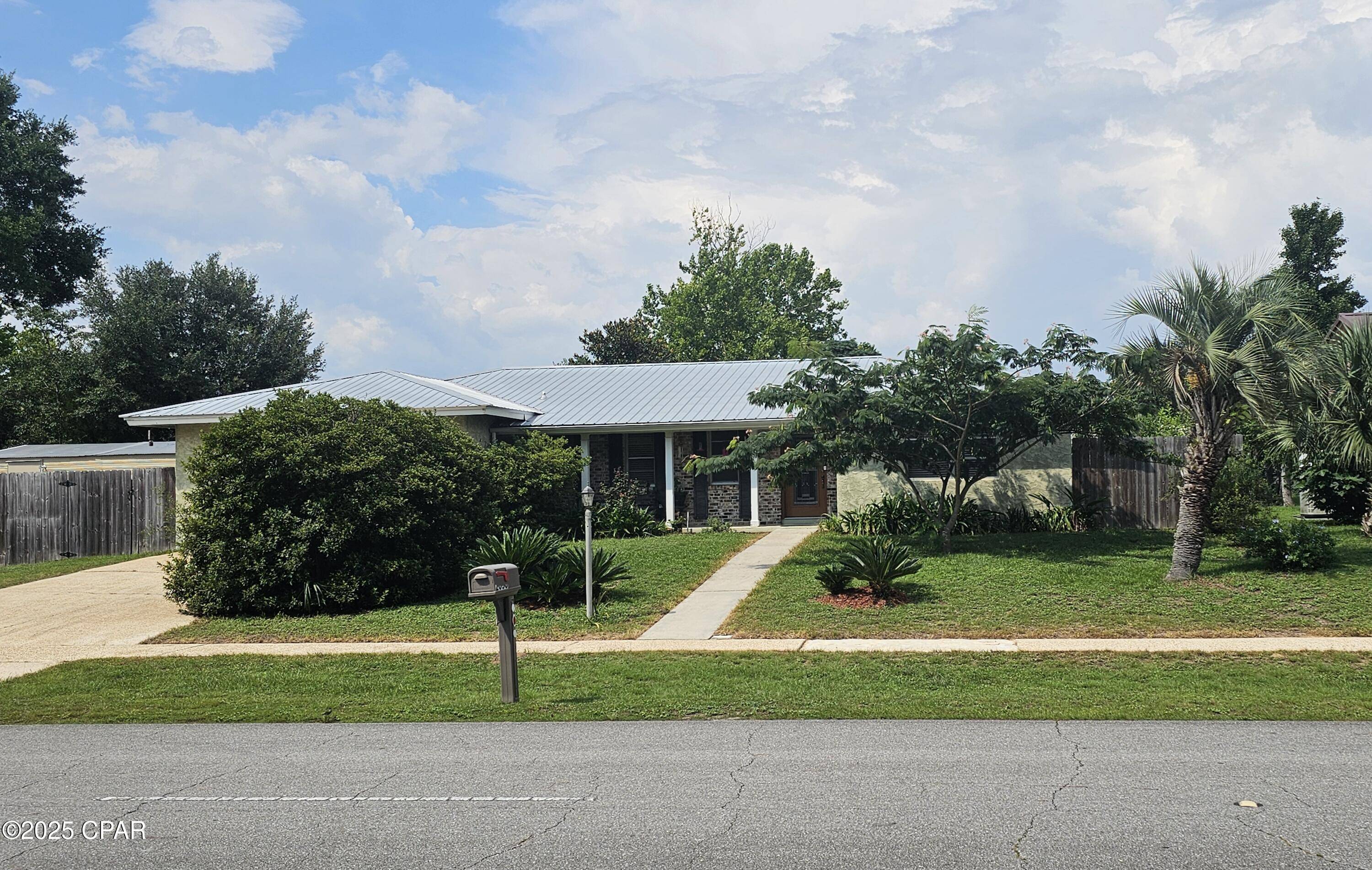2056 Sunny Hills BLVD #01, Chipley, FL 32428