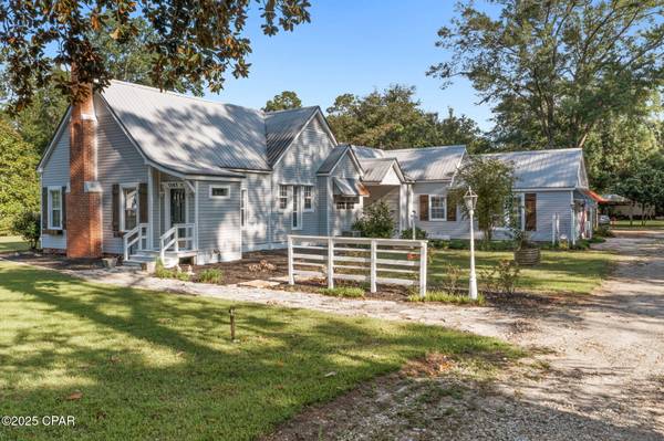 1367 South BLVD, Chipley, FL 32428