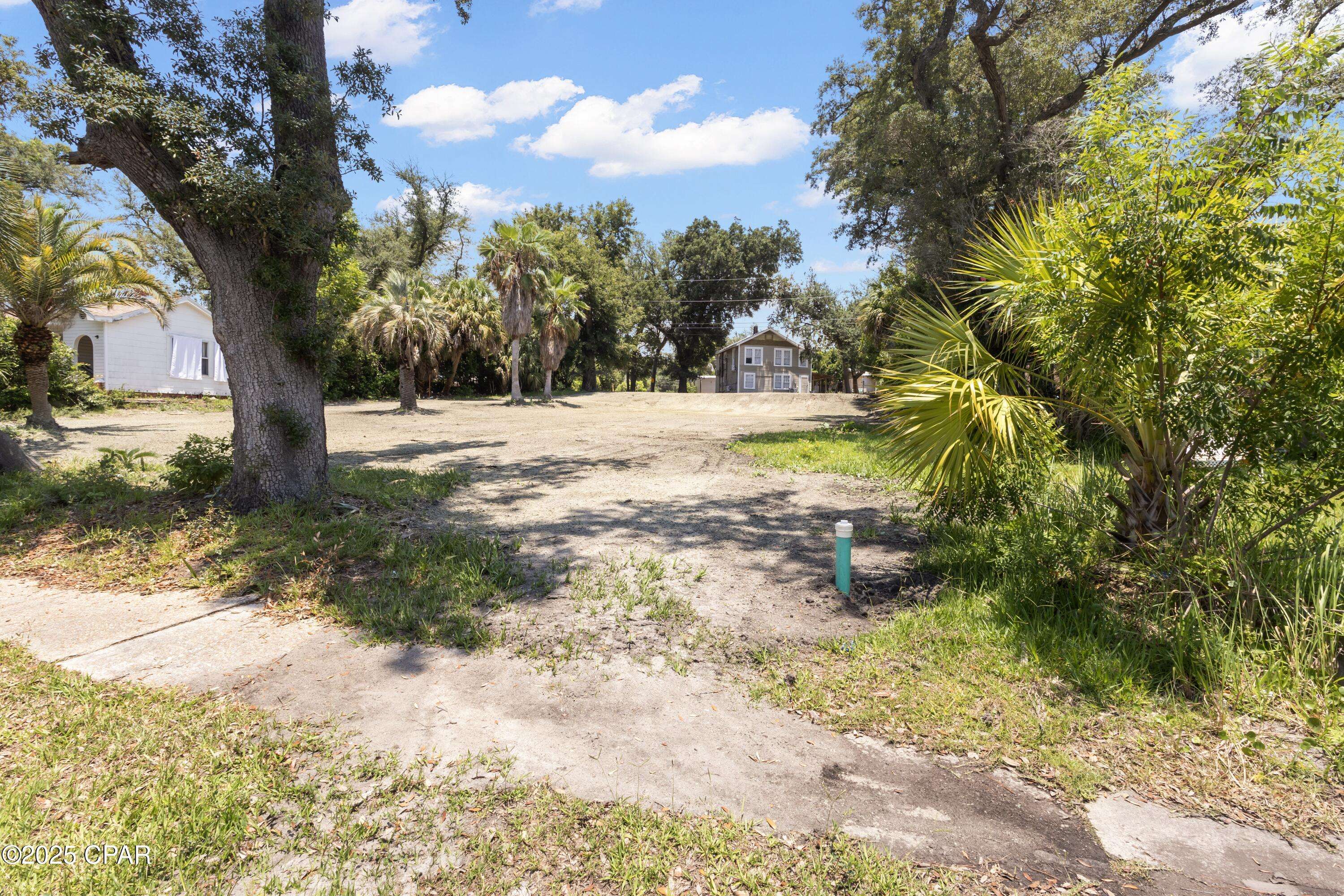 Panama City, FL 32401,356 Massalina DR