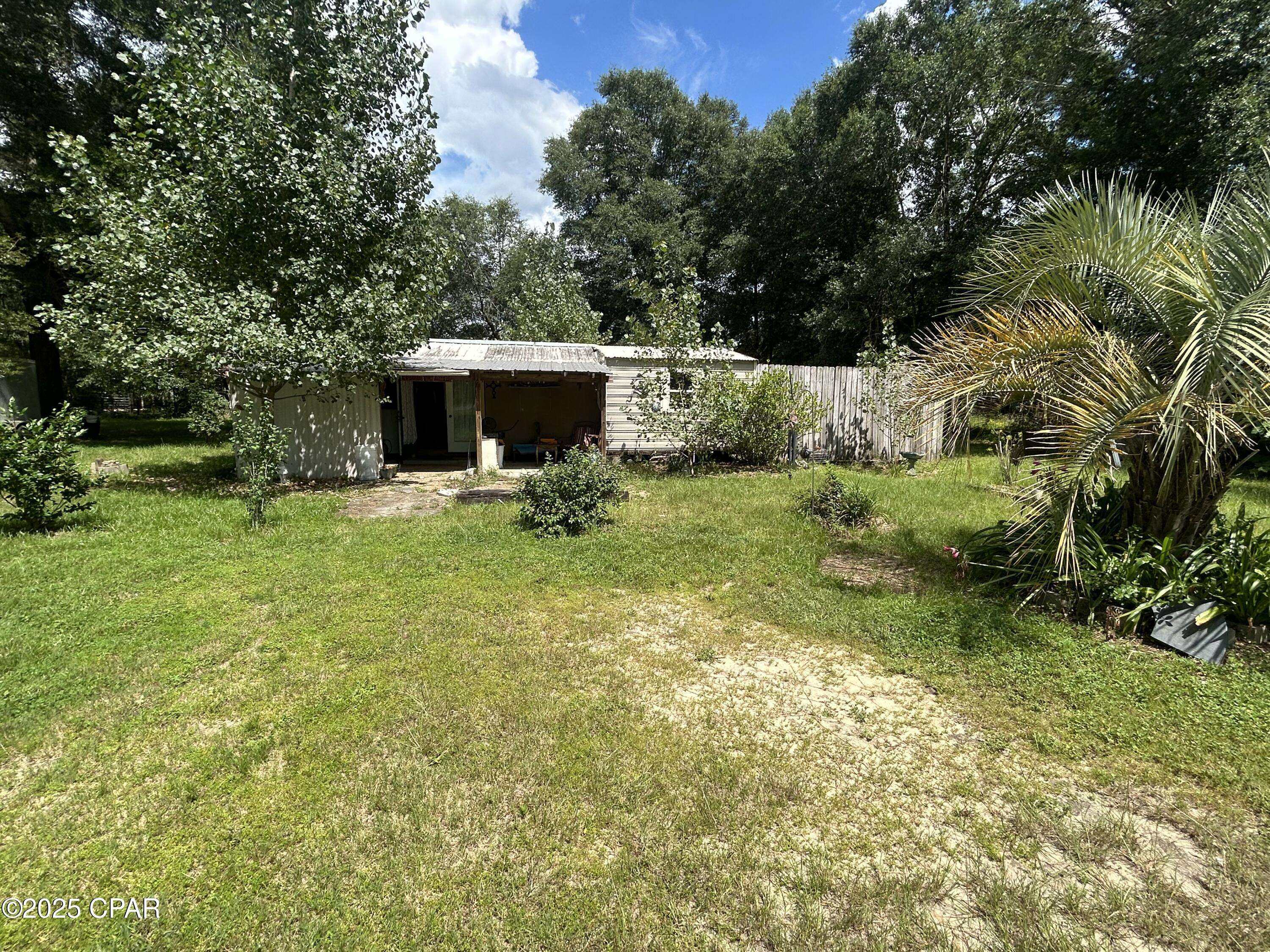 5735 Highway 77, Chipley, FL 32428