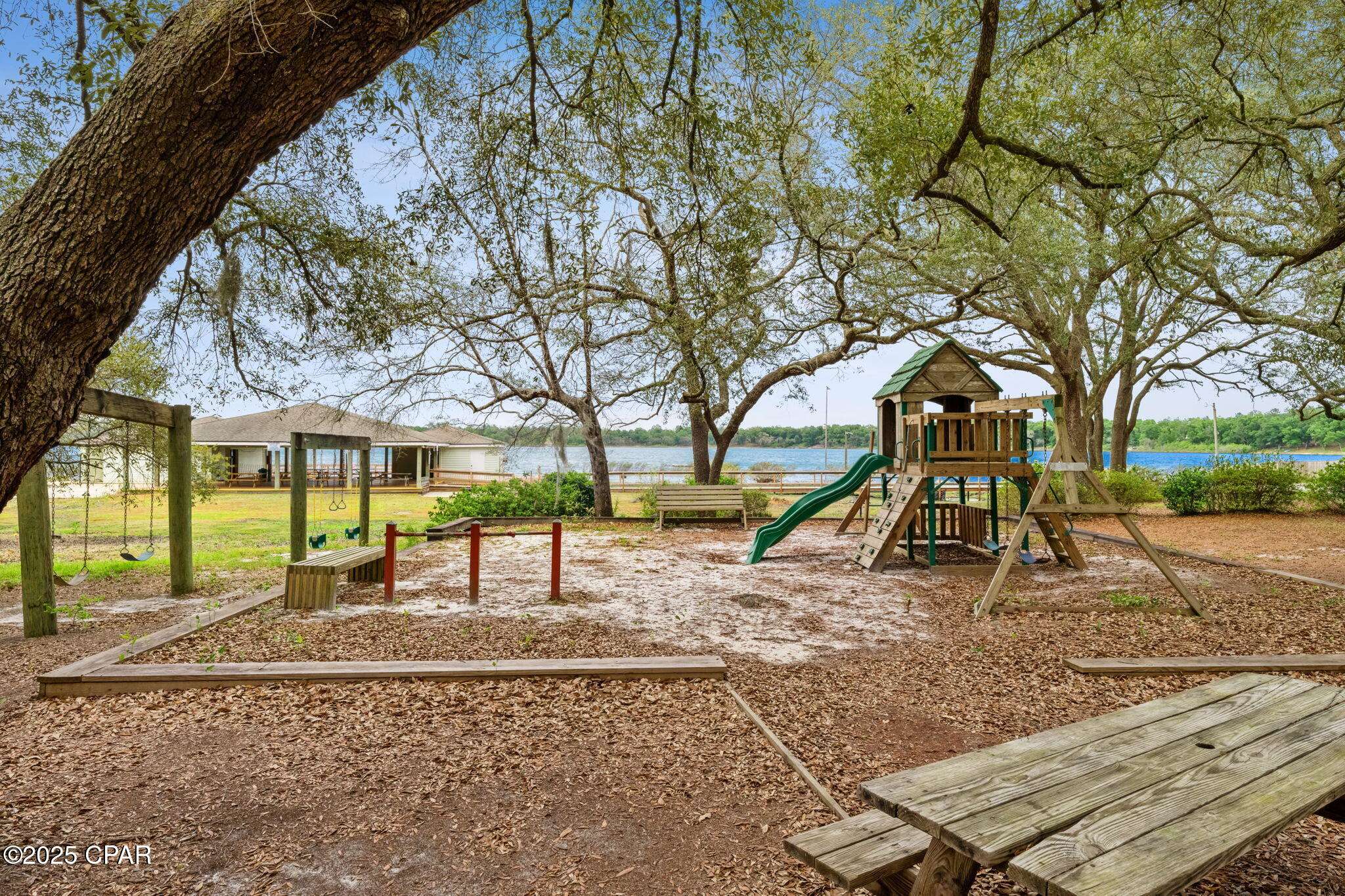 Chipley, FL 32428,000 Derby DR