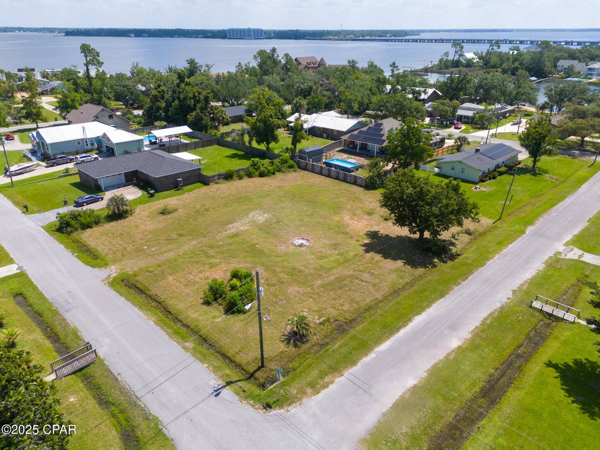 113/115 Carolina AVE, Lynn Haven, FL 32444