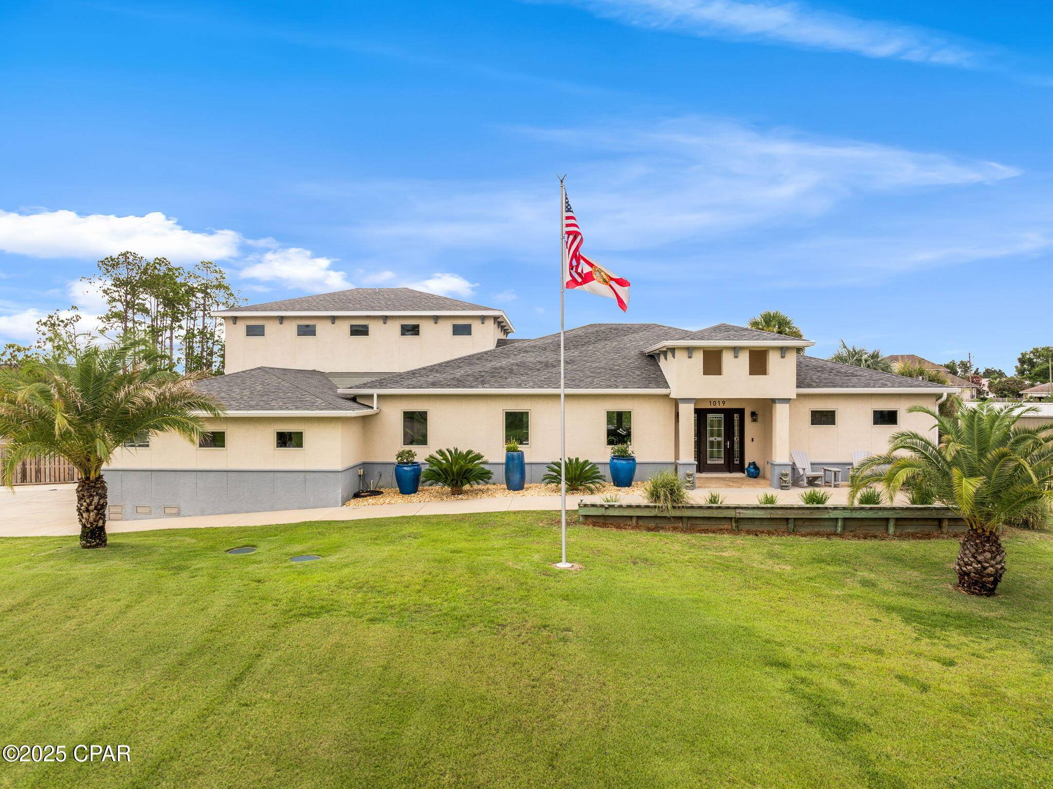 1019 Sunset LN, Lynn Haven, FL 32444