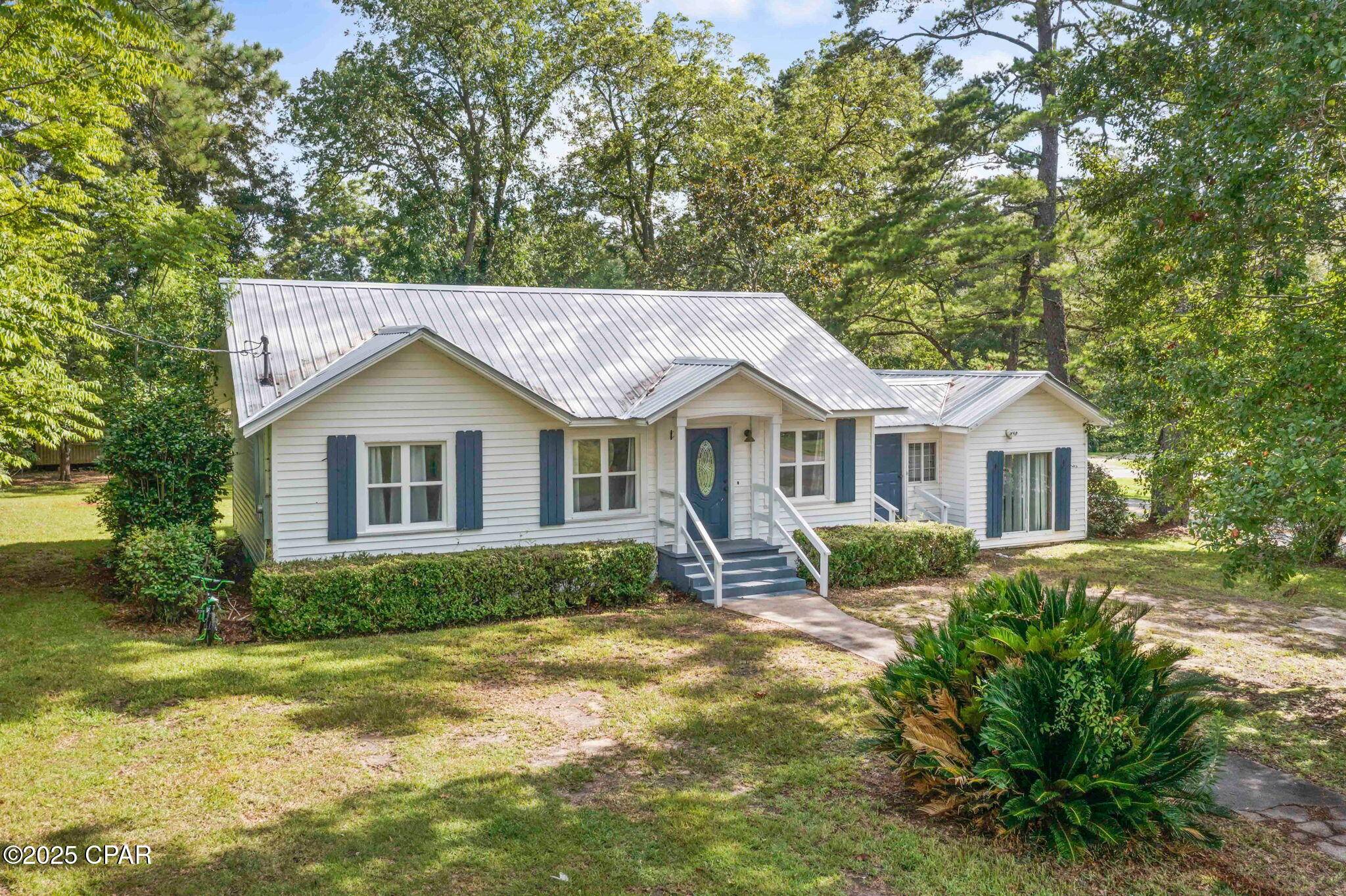 111 E Wisconsin AVE, Bonifay, FL 32425