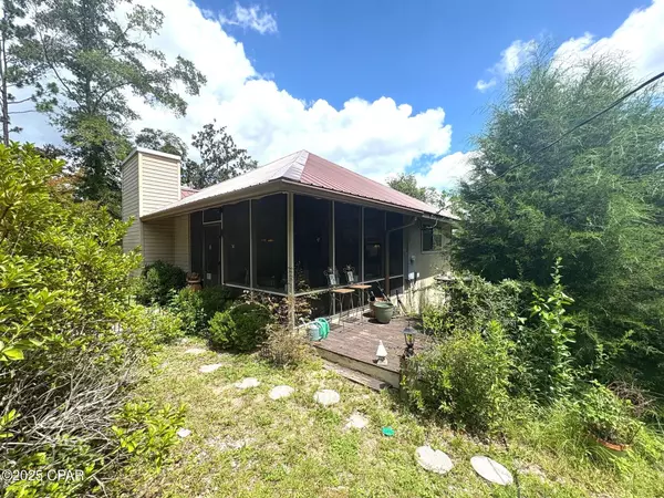 Alford, FL 32420,850 Gambier DR