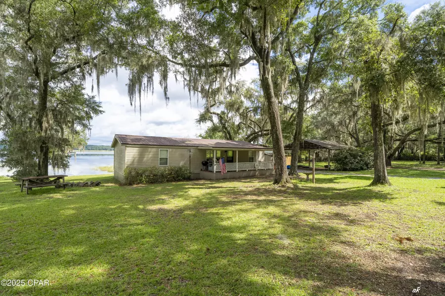 3449 Lucas Lake Rd RD, Chipley, FL 32428