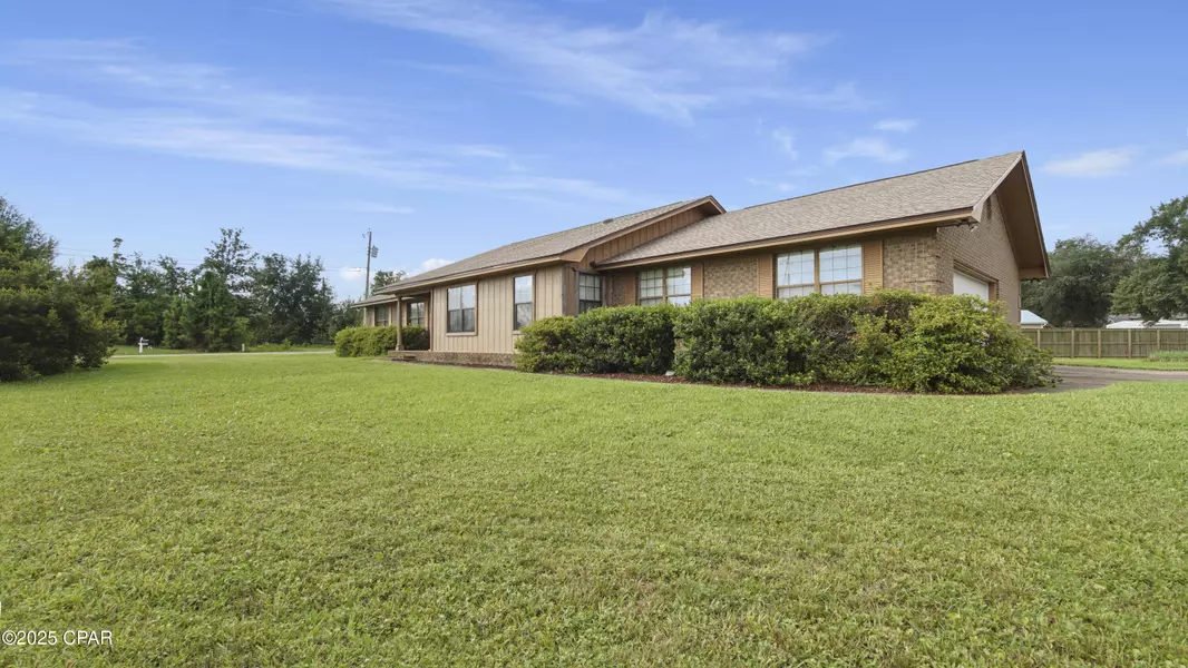 1303 Wildridge RD, Lynn Haven, FL 32444