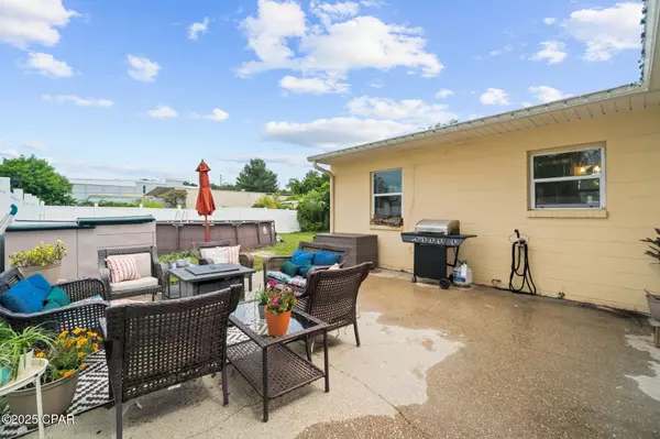 Panama City, FL 32405,1516 Clay AVE