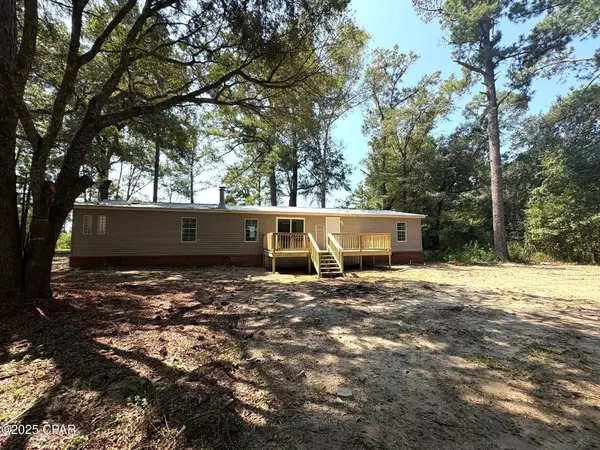 Chipley, FL 32428,888 Chance RD