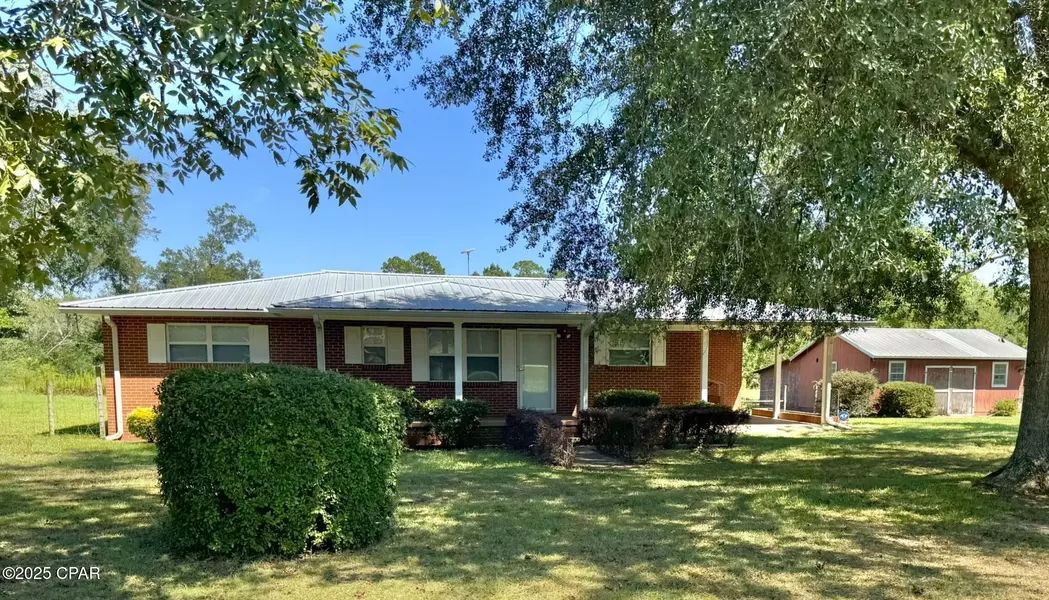 5094 Smokey RD, Graceville, FL 32440