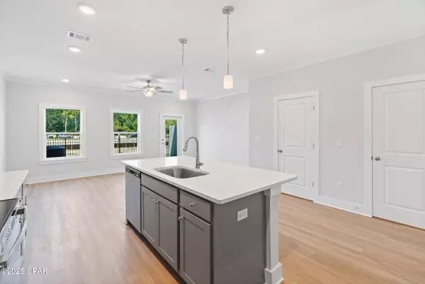 Panama City Beach, FL 32407,305 Lapis LN #91