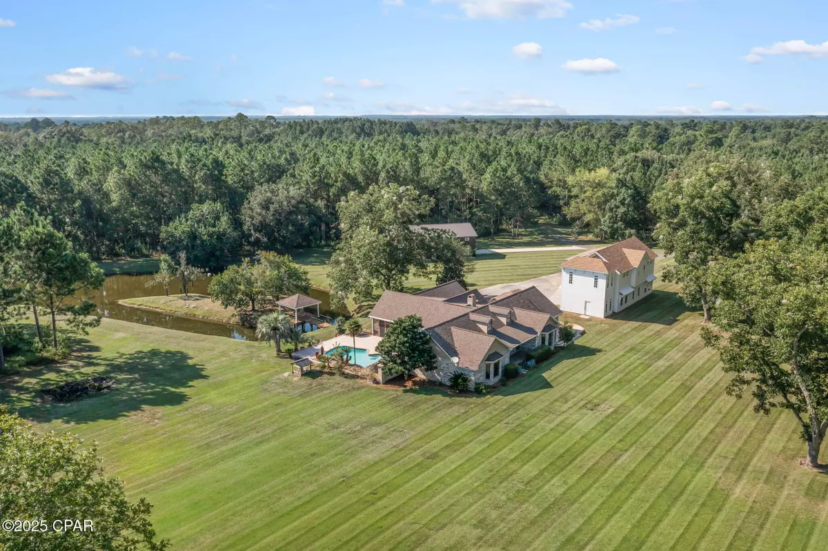 Chipley, FL 32428,630 Hutchison RD