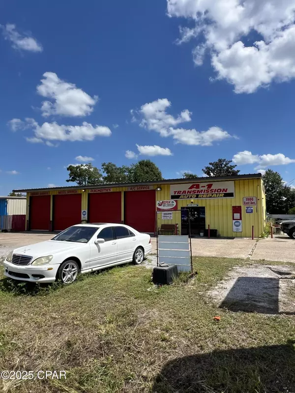 Panama City, FL 32405,1900 N East AVE