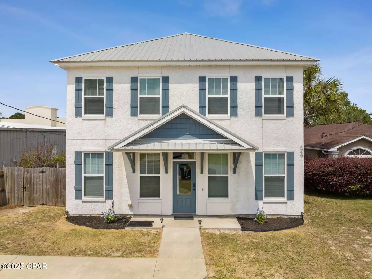 Panama City Beach, FL 32413,423 Sea Breeze DR