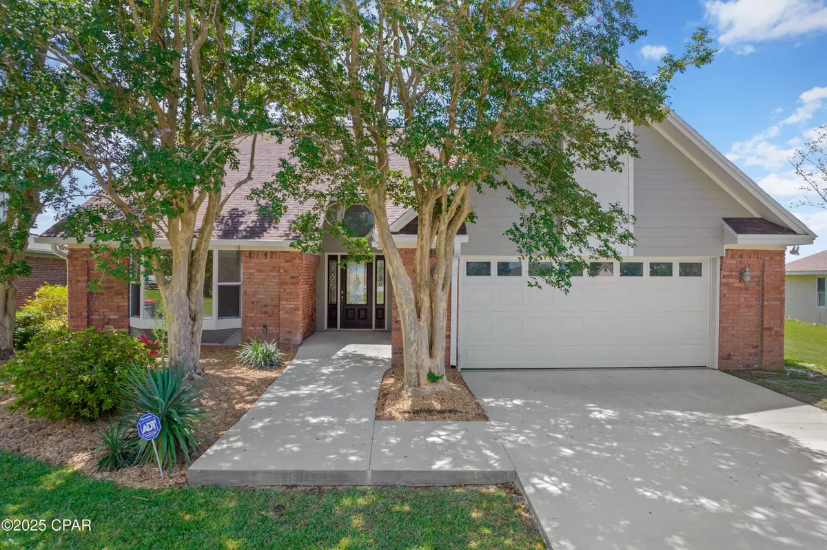 Panama City, FL 32404,839 Plantation WAY