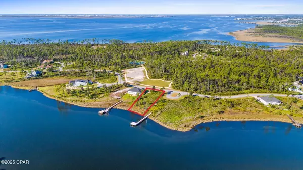 Panama City, FL 32404,935 Tidewater LN