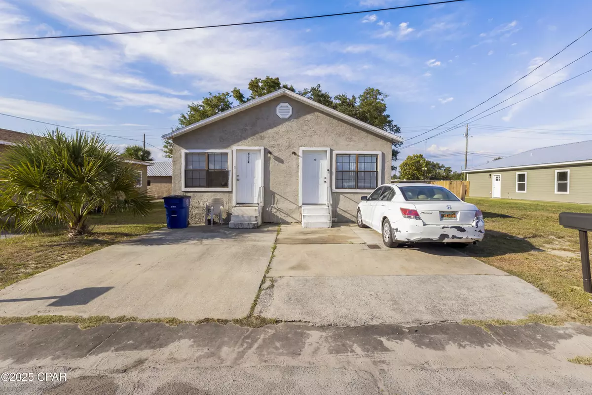 Panama City, FL 32401,803 E 10TH CT #A & B