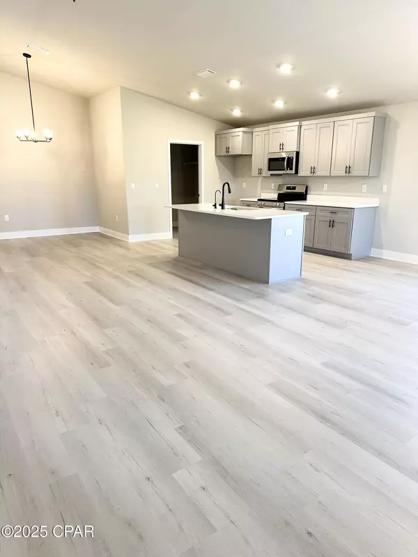 Panama City, FL 32404,3604 Basal Street