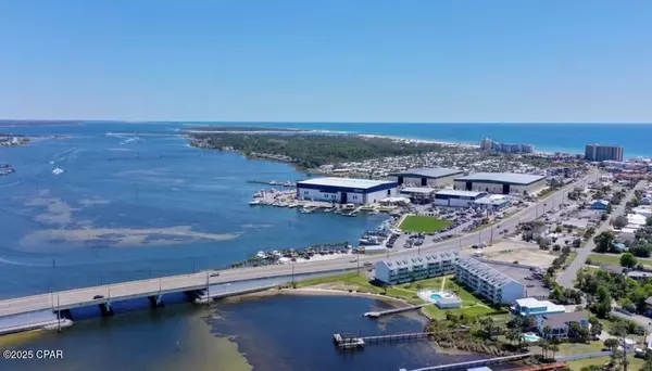 Panama City, FL 32408,3600 Thomas DR #D302