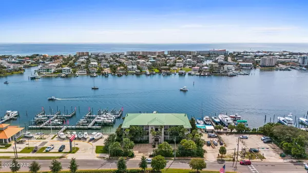 602 Harbor Blvd #203, Destin, FL 32541