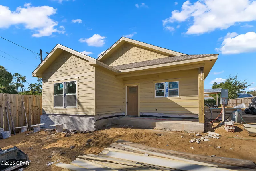 1831 McKenzie RD, Southport, FL 32409