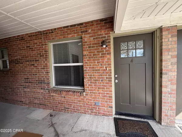 149 N Highway 22 A #4, Panama City, FL 32404