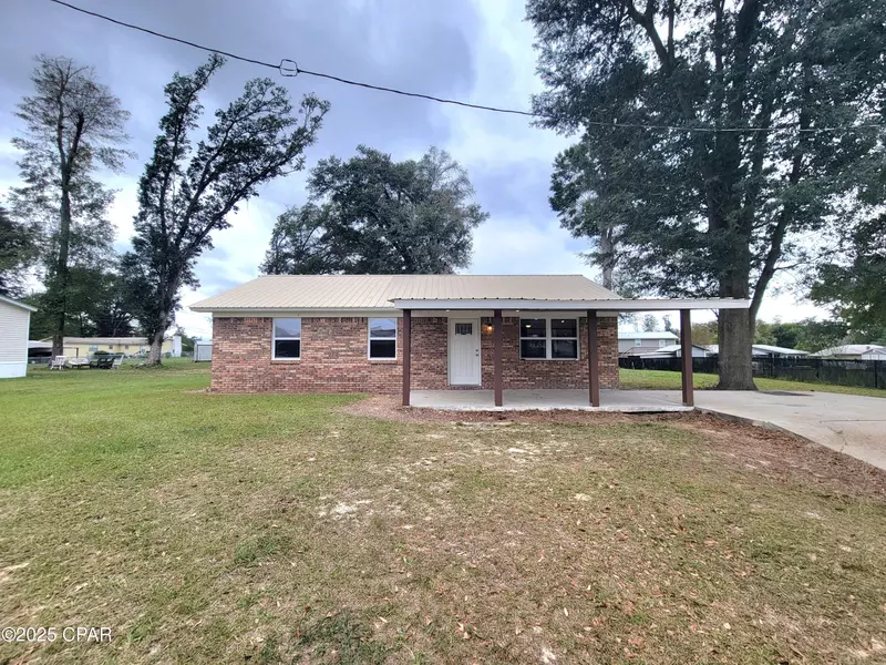 1991 Finley AVE, Grand Ridge, FL 32442