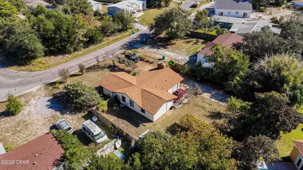 Panama City, FL 32408,585 Lagoon Oaks DR