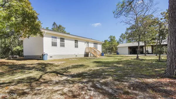 Defuniak Springs, FL 32433,300 Deer TRL