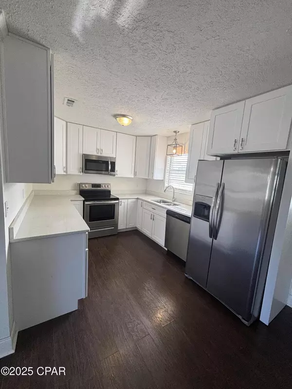 Panama City, FL 32405,2338 E 17th ST