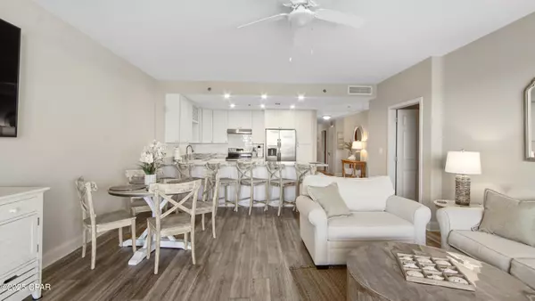 Panama City, FL 32408,9902 S Thomas DR #234